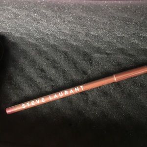 Boxycharm Steve Laurent lip pencil